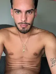 Derek_master webcam model stream image