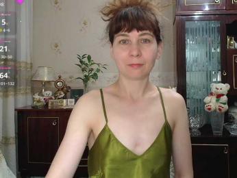 caroliiine webcam model stream image