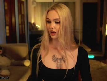 ManiFreyja webcam model stream image
