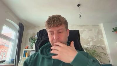 Heikhoe69 webcam model stream image