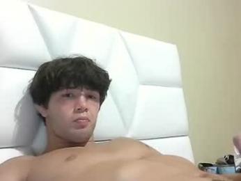 hunglikecrazyy webcam model stream image