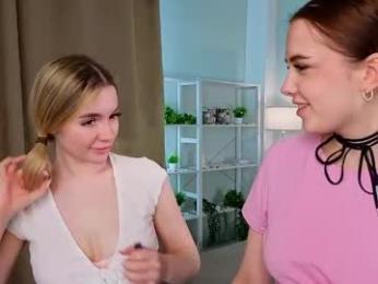 cloverfarewell webcam model stream image