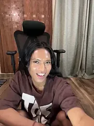 DarlingJenny22 webcam stripchat model stream image