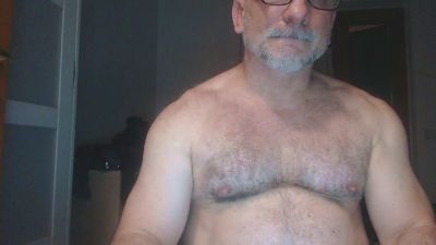 915051 webcam model stream image