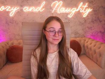 ArrinaWairr webcam model stream image