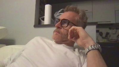 Axl_hot webcam cam4 model stream image