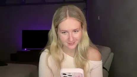 itssosierra webcam stripchat model stream image