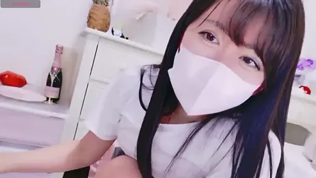 maii- webcam model stream image