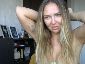 CuteAngelina webcam model stream image