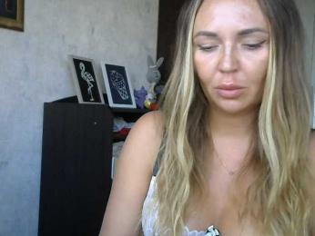 CuteAngelina webcam model stream image