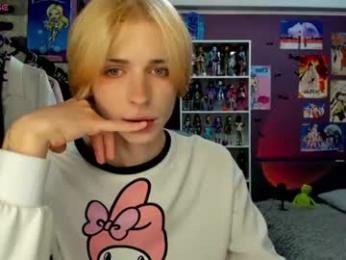 sweet_peach__ webcam model stream image