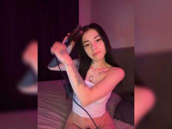 -dkny- webcam model stream image