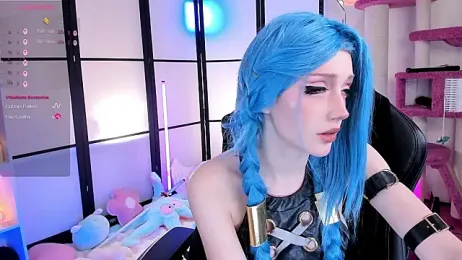 MilkyCute webcam model stream image