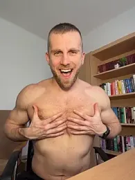 trainwithme webcam stripchat model stream image