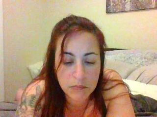 Beauty Belle webcam model stream image