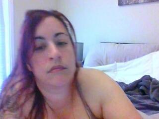 Beauty Belle webcam model stream image