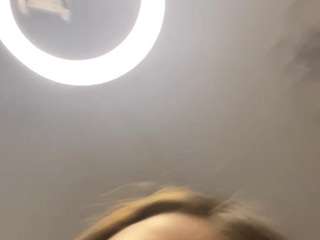 venniesotolongo webcam model stream image