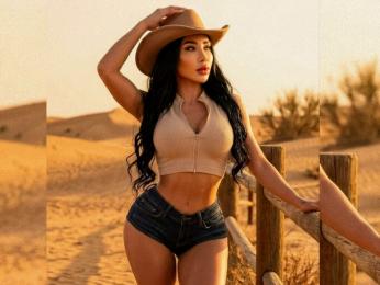 AnyaHills webcam model stream image
