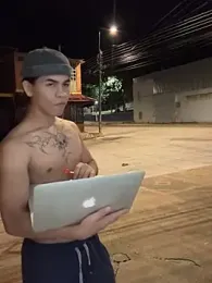Mao_mdn webcam stripchat model stream image
