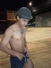 Mao_mdn webcam stripchat model stream image