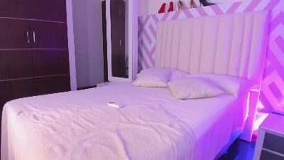 Tayrasiny webcam model stream image