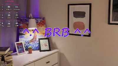 Umia_Bordered webcam model stream image