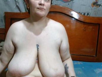Coupleanal webcam model stream image