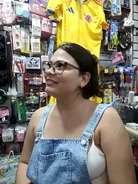 Vale_Saenzz webcam model stream image