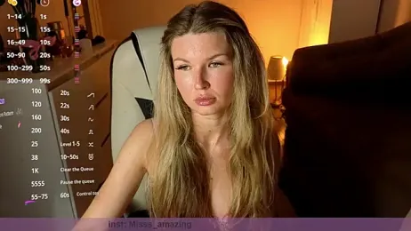 AngelMiaM webcam model stream image