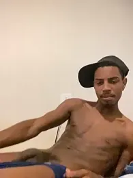 Guzdick webcam model stream image