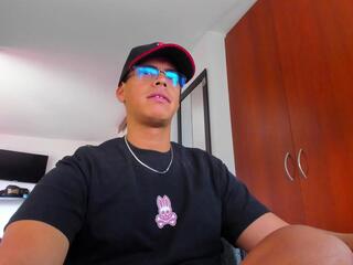 Johnny Walls webcam model stream image