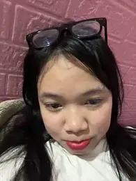 Leeeeiu webcam stripchat model stream image