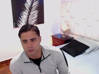 Aiden Owens webcam model stream image