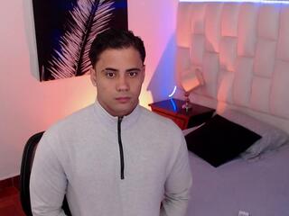 Aiden Owens webcam model stream image
