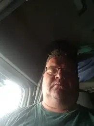 Tataurs webcam model stream image