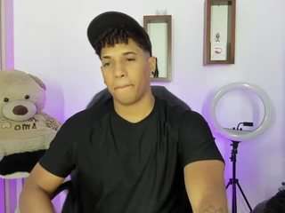 manuelandjhon webcam camsoda model stream image