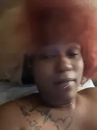 PrettyGal_Tingz webcam model stream image