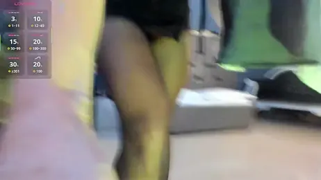 Matureyulyet webcam model stream image