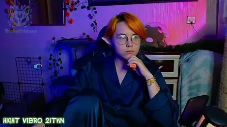 TrickyKitsune webcam model stream image