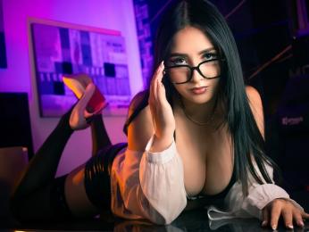 EmilyWinsly webcam model stream image