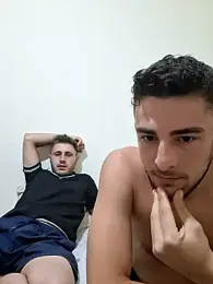 Yasinyasin7 webcam model stream image