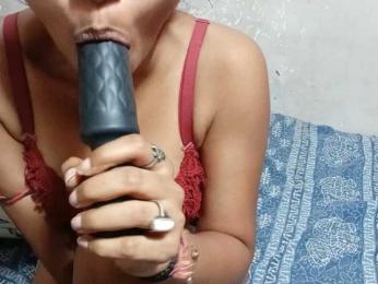TaraVij webcam bongacams model stream image