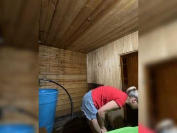 Milfa_hot webcam model stream image
