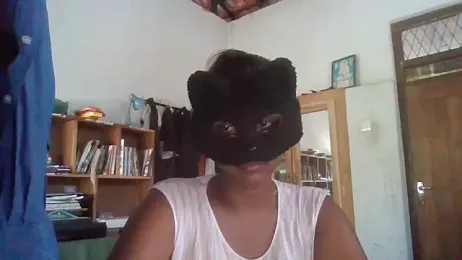 Nora-2003 webcam model stream image