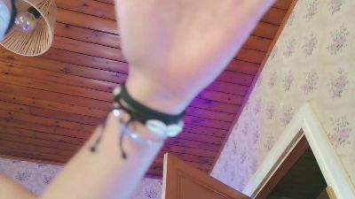 redbullgirl222 webcam model stream image