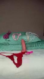 julia5 webcam model stream image