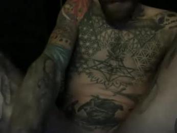 tuhands webcam model stream image