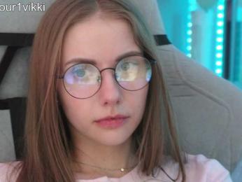 VikkiExtraCheese webcam bongacams model stream image