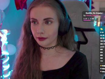 VikkiExtraCheese webcam model stream image