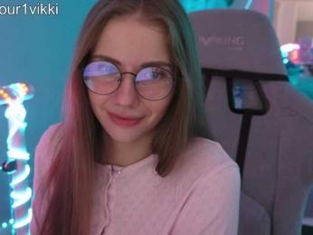 VikkiExtraCheese webcam bongacams model stream image